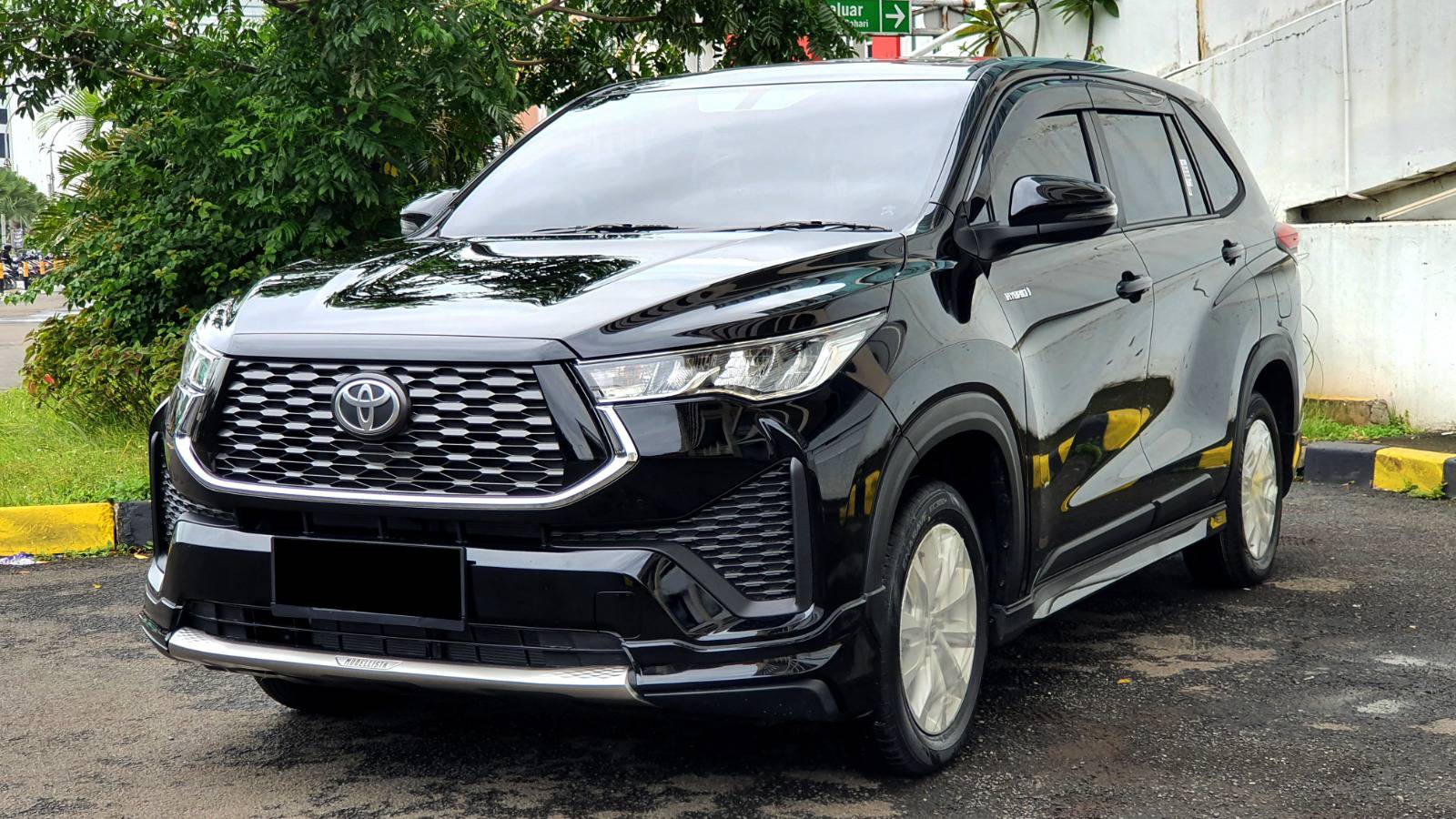 Cho thuê xe ô tô 7 chỗ tại Hải Phòng - Toyota Innova
